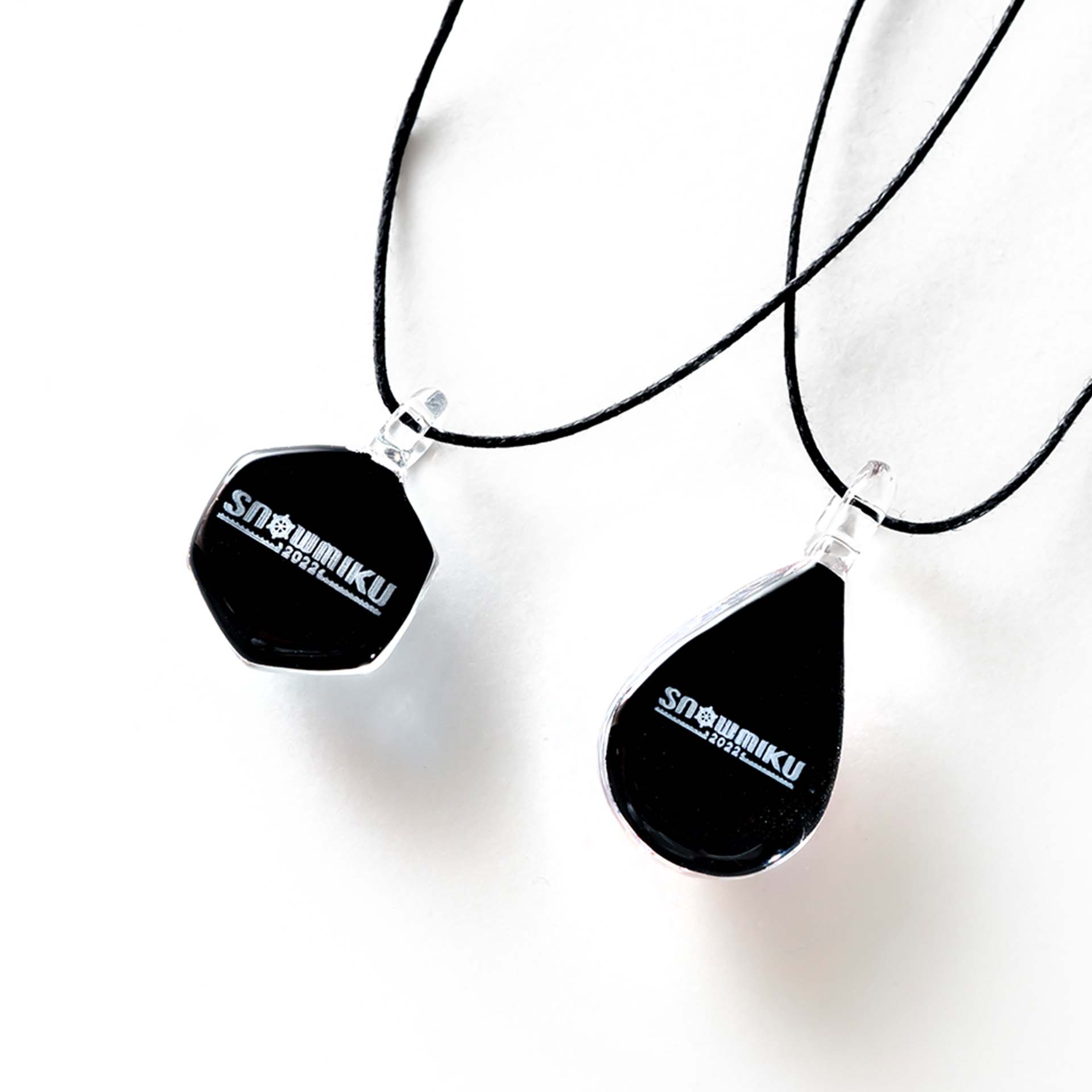 ニュースリリース】ハンドメイドグラスジュエリー「ノースワングラス